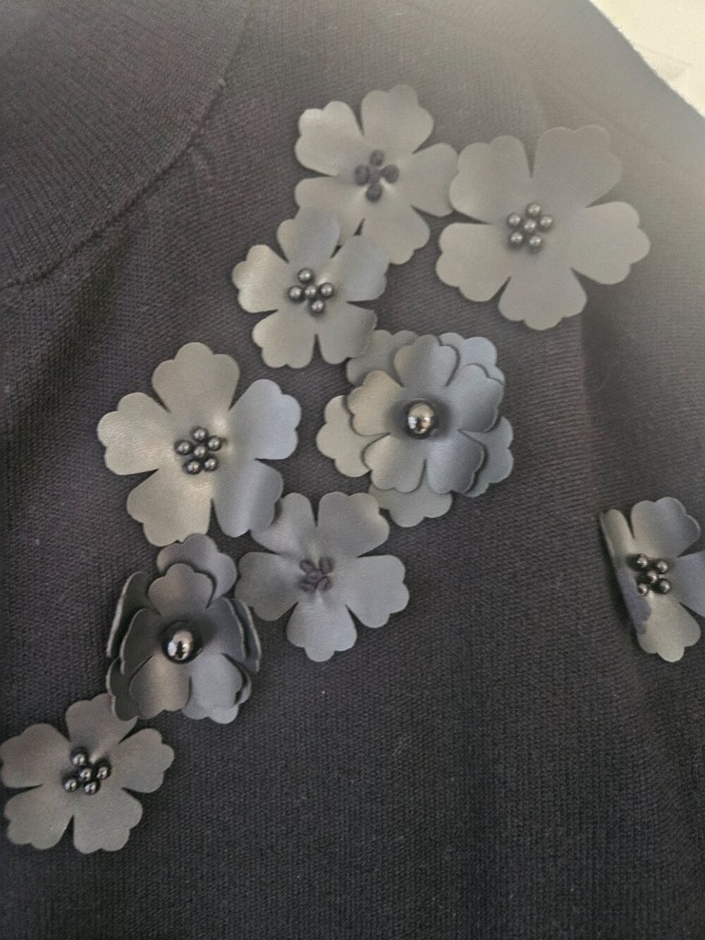 Beautiful Ruana - Picture 2 of 8